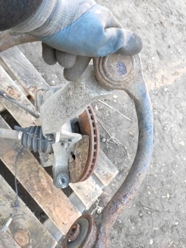 фото thumb №16, Jeep grand cherokee wk 3.0crd commander xk поворотный кулак ступица полуось суппорт оригинальный номер