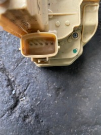 фото thumb №4, 130 alfa romeo giulia замок двері задній правий