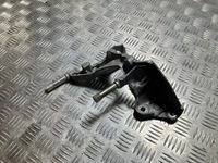 фото thumb №1, Лапи двигуна mercedes c клас w205 1.6 cdi 626951