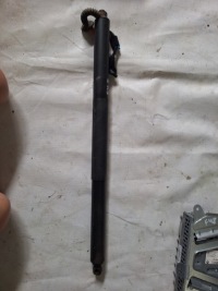 фото thumb №1, Bmw x1 f48 привід кришки правий 7481807