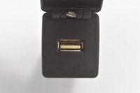 фото thumb №12, Разъём port usb задняя l8b2-19010-ca land rover defender l663 discover l462