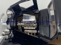 Ford Coupe 1932 1:24 модель Motormax 73251 черный