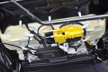 фото thumb №15, Mini f60 прокладка интерьера сиденья диван обшивки англичанин