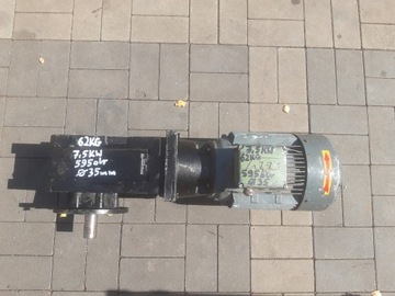 LENZE VEM 7.5KW 595 315 мотор-редуктор