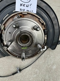 фото thumb №10, Chevrolet camaro ss nowa задняя левая поворотный кулак 2020+