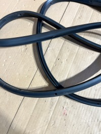 фото thumb №2, 17 opel meriva b прокладка с дверь передняя правая