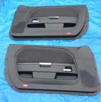 фото thumb №1, Dodge challenger 12 13 14 оббивка обшивка з двері