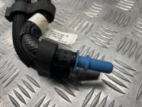 Bmw g30 g31 пабтрубок  трубка шланг топливный 8575464 с Разборки, фото thumb