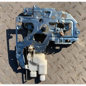 фото thumb №1, Замок двері задніх 8200766888l renault master iii