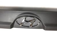 фото thumb №3, Молдинг декоративная накладка logo эмблема крышки задняя hyundai atos 8731002000bu oe!