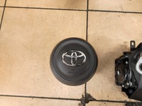 фото thumb №7, Приборная панель консоль подушки безопасности ремни yaris cross