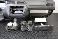 фото thumb №7, Торпедо консоль подушка подушки vw tiguan ii 2 5na allspace