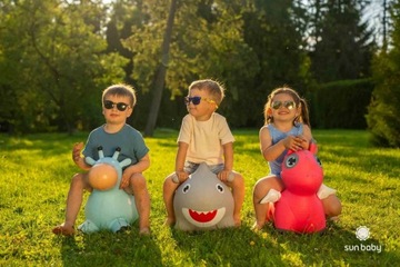 Skoczek gumowy dla dzieci ŻYRAFKA 58 cm niebieski do skakania z pompką