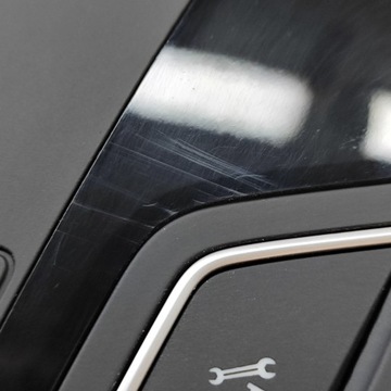 фото thumb №10, Audi e-tron 2019 свет сиденья передней