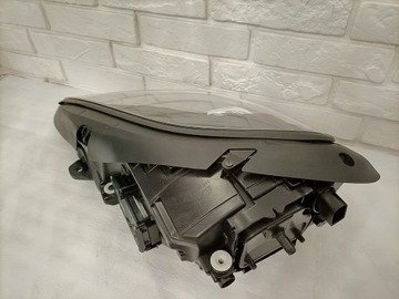 фото thumb №11, Porsche macan правый полный led 95b941010