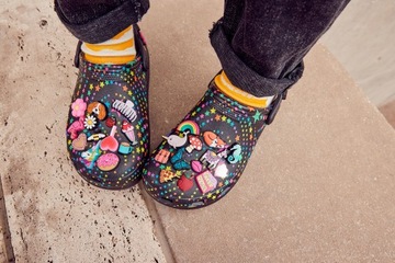 Детская обувь Шлепанцы Сабо Crocs Bayaband Rainbow 209731 Сабо 22-23