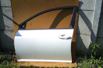 фото thumb №1, Toyota avensis t25 03-09 дверь левая передние 068