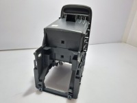 фото thumb №12, Vw golf sportsvan 2015 подлокотник средний бардачок материал super состояние