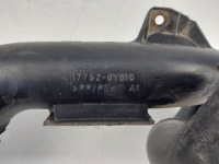 Труба повітря повітрозабірник 17751-0y020 17752-0y010 toyota auris i e15 1.33 vvti в Україні, фото thumb