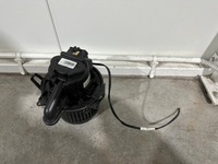 фото thumb №1, Renault clio iv вентилятор воздуходувка 5r5833500