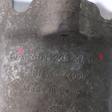 фото thumb №11, Mercedes w204 om651 дизель лапи кріплення двигуна права a6512233404