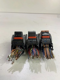 фото thumb №5, Разъёмы штекер колодка блок управления двигателя citroen c-crosser 2.2hdi