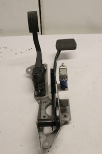 фото thumb №1, Педаль ford c-max mk2 автомат