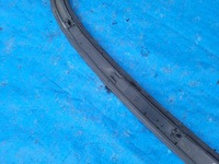 фото thumb №8, Opel-części | astra j молдинг прокладка кришки капот перед 13284009