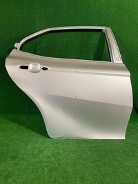 фото thumb №1, Двері задні праві правий зад toyota camry viii
