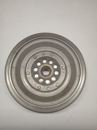 фото thumb №1, Audi оригінальний номер 0b5105317f колесо маховик