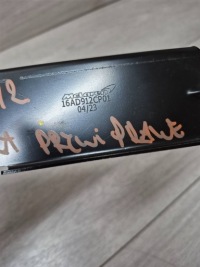 14412. mclaren artura кронштейн дверь правое 16ad912cp Оригинал, фото thumb