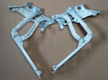 ПЕТЛЯ КАПОТА AUDI RS5 A5 8W 8W6823301 8W6823302