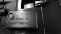 фото thumb №16, Renault megane v e-tech туннель средний подлокотник