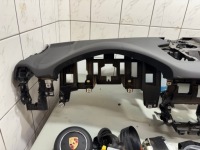 фото thumb №7, Porsche cayenne 9y консоль торпедо оригінал подушка ремені європа e2. гумова накладка