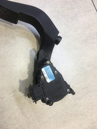 фото thumb №5, Потенціометр газу a6 c5 2.5 rdi 8d1723523f