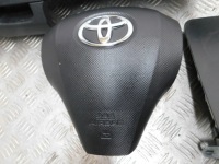 фото thumb №6, Торпедо консоль подушка  натягувачі toyota yaris ii 2