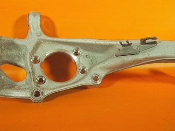 фото thumb №12, Audi a5 8t поворотна опора перед права 4g0407242d 14km