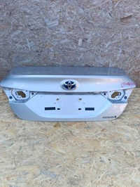 фото thumb №1, Кришка багажника задня toyota camry viii 2018-2024