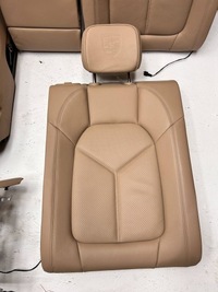 фото thumb №9, Porsche macan ii рестайлинг 2023 mojave бежевый сиденья диван обшивки комплект