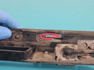 фото thumb №8, Накладка зад кришки tesla модель s сірий 10257776-00-a 1061269-00-d