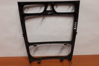 фото thumb №10, Рамка середня панель приладів mercedes-benz c w203 4016 2.2l дизель 105kw 2002