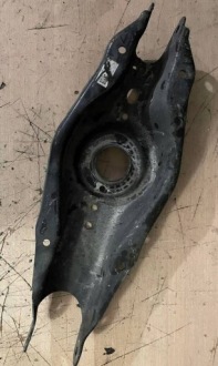 фото thumb №1, Важіль задня mercedes eqa w243