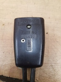 фото thumb №3, Клипса замок поперечина задняя сиденье volvo 240