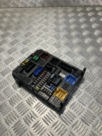 фото thumb №1, Коробка запобіжників bsi opel grandland x 17- 9830790580