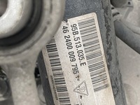 фото thumb №13, Macan 95b поворотный кулак правая зад 8r0505436c