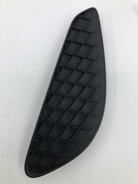 фото thumb №1, Mercedes w247 решітка бампера права перед a2478854701