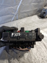 фото thumb №8, Peugeot 307 citroen коробка модуль bsm 9646405380 b4