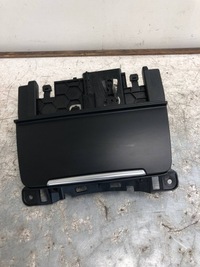 фото thumb №1, Пепельница бардачок audi a4 b8 lift 8k0857951c