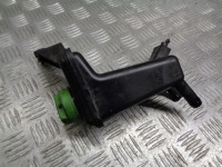 фото thumb №1, Бачок усилителя vw passat 3b0422371