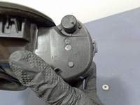 фото thumb №7, Mercedes gls x166 крышка разъём заливной топлива a1666300467 149